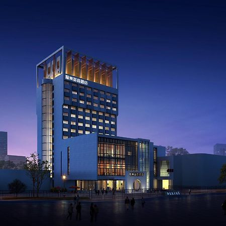 New Dynasty Hotel Kajfeng Kültér fotó