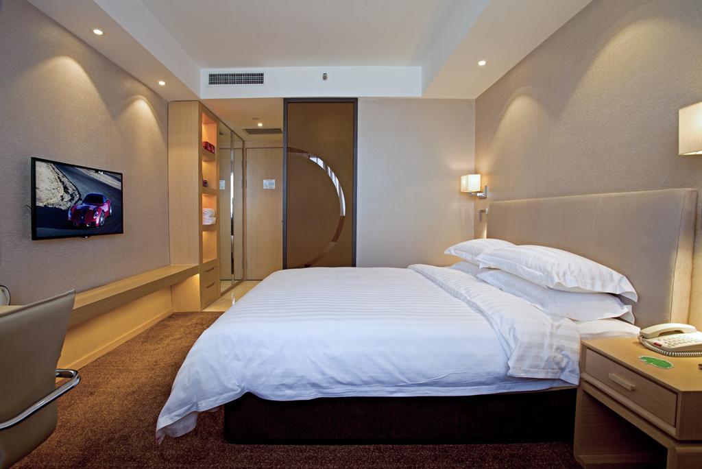 New Dynasty Hotel Kajfeng Kültér fotó