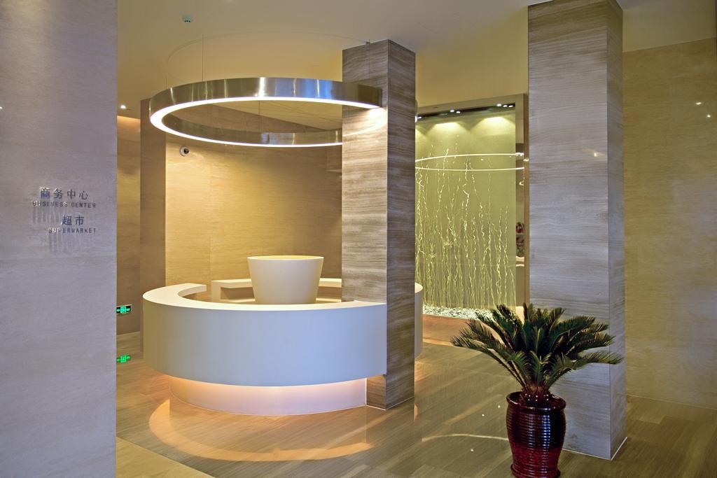 New Dynasty Hotel Kajfeng Kültér fotó