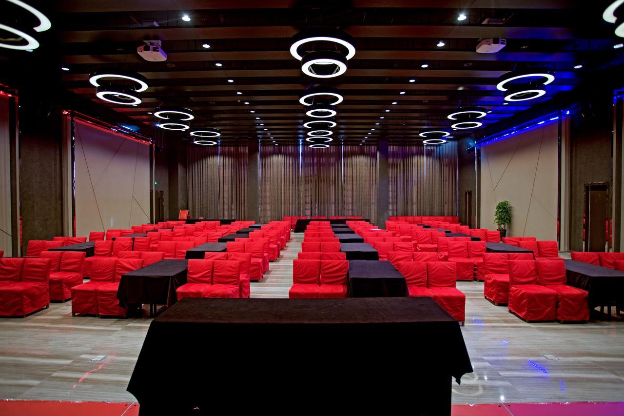New Dynasty Hotel Kajfeng Kültér fotó