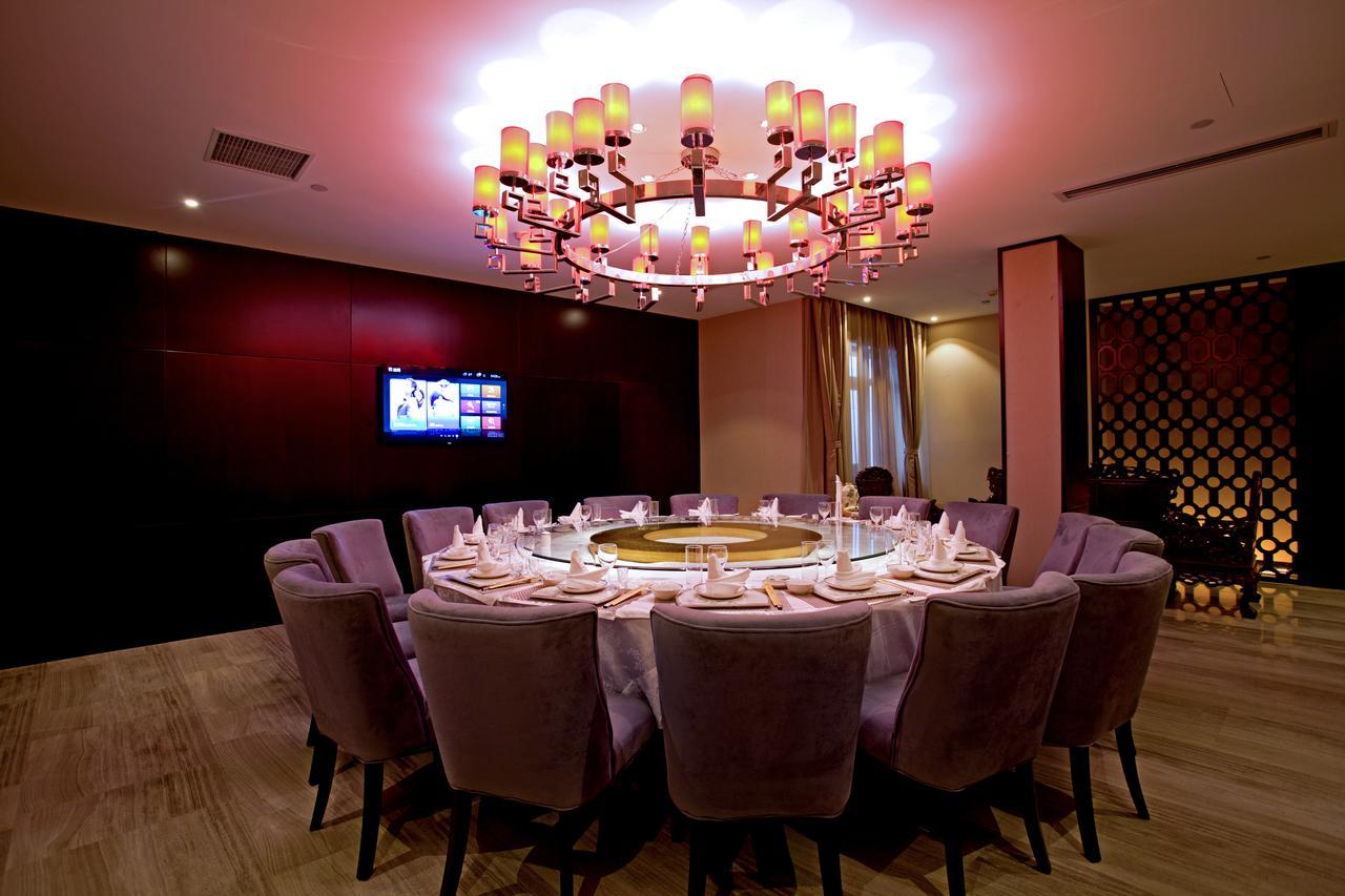 New Dynasty Hotel Kajfeng Kültér fotó