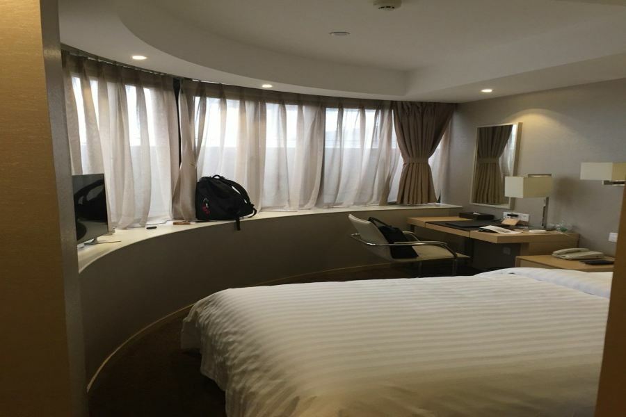 New Dynasty Hotel Kajfeng Kültér fotó